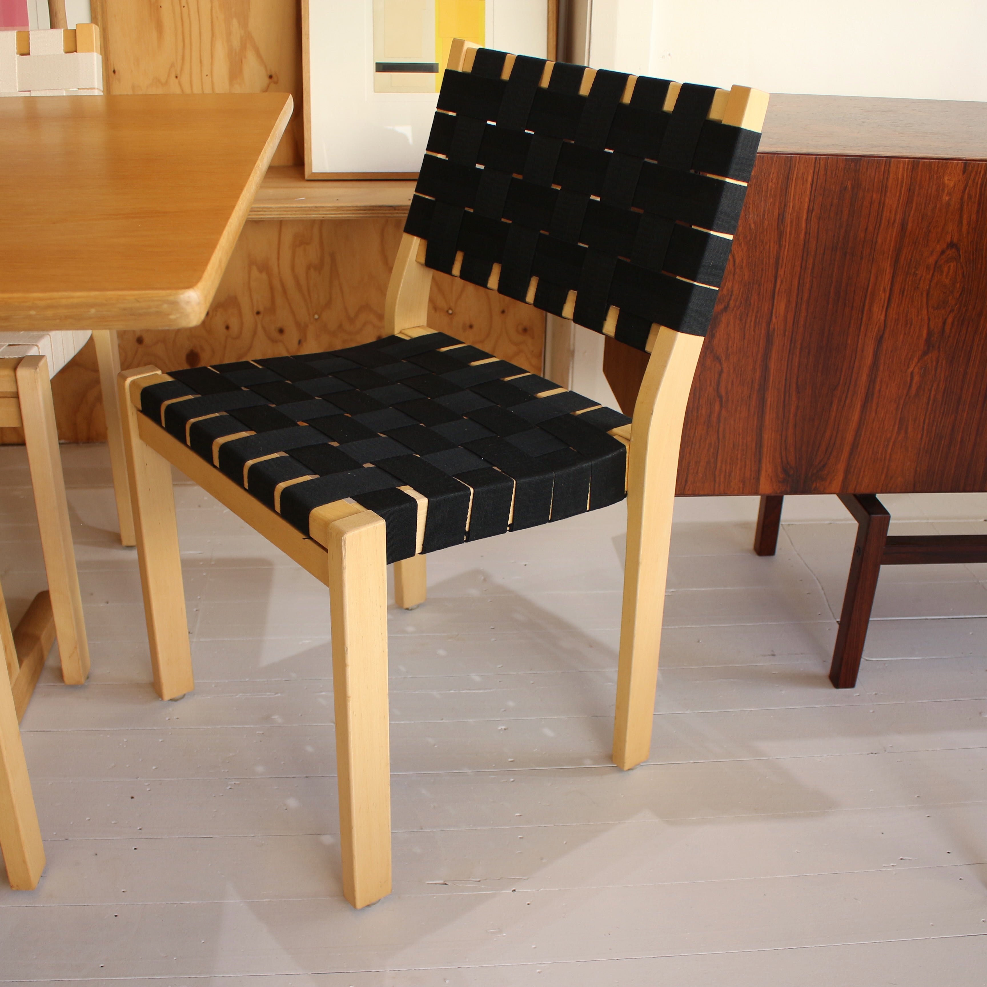 Alvar Aalto chairs Model 611 – Juliet's Balcony