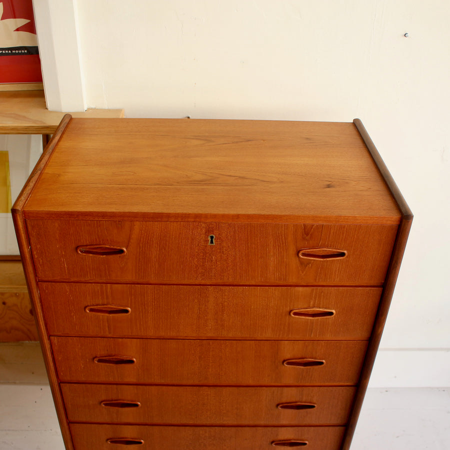 Danish mid century chest of drawers ref 10047