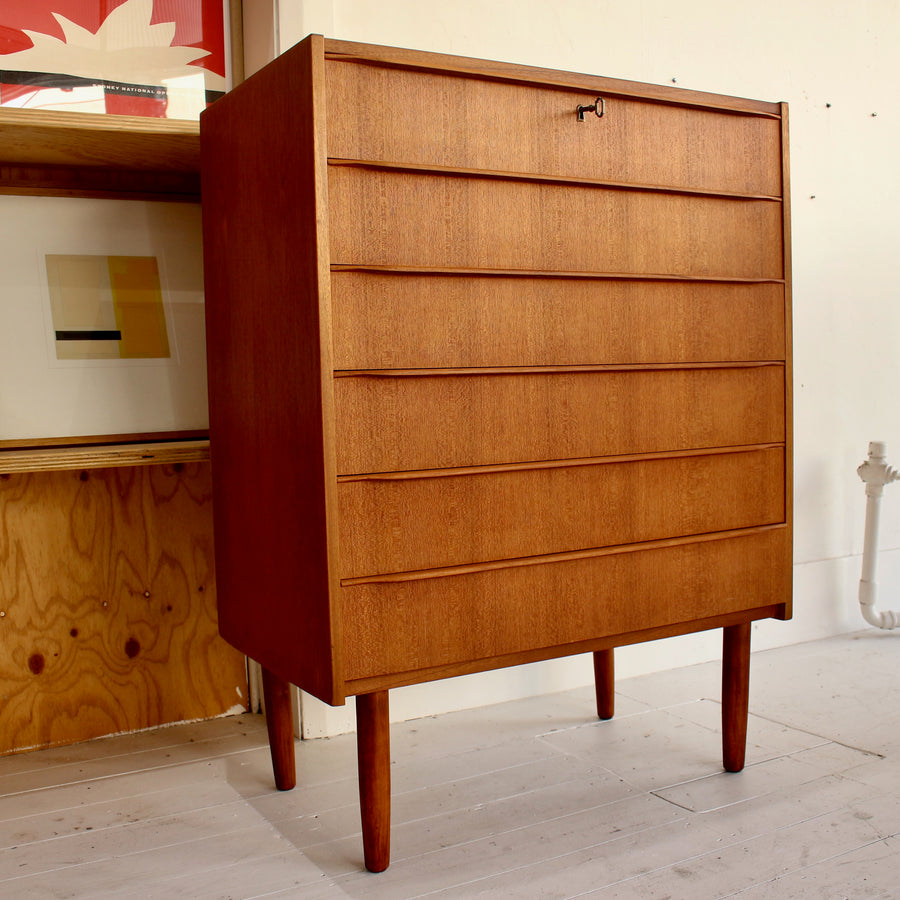 Danish teak chest of drawers ref 10046