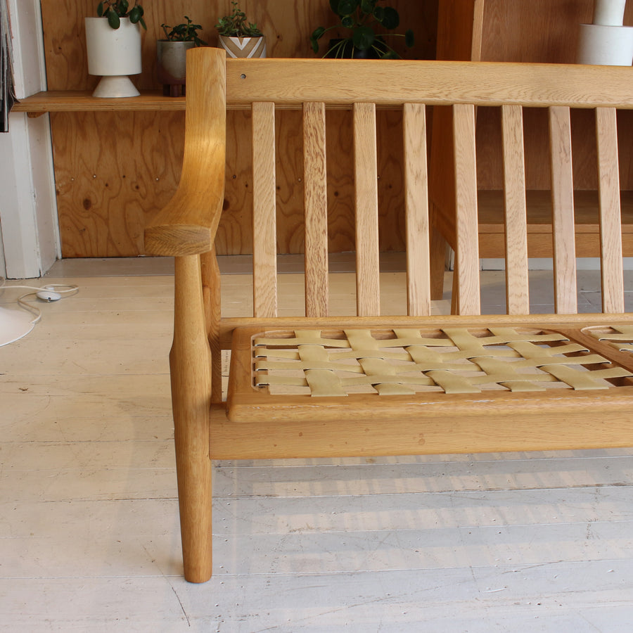 Danish sofa by Hans Wegner model GE530/3