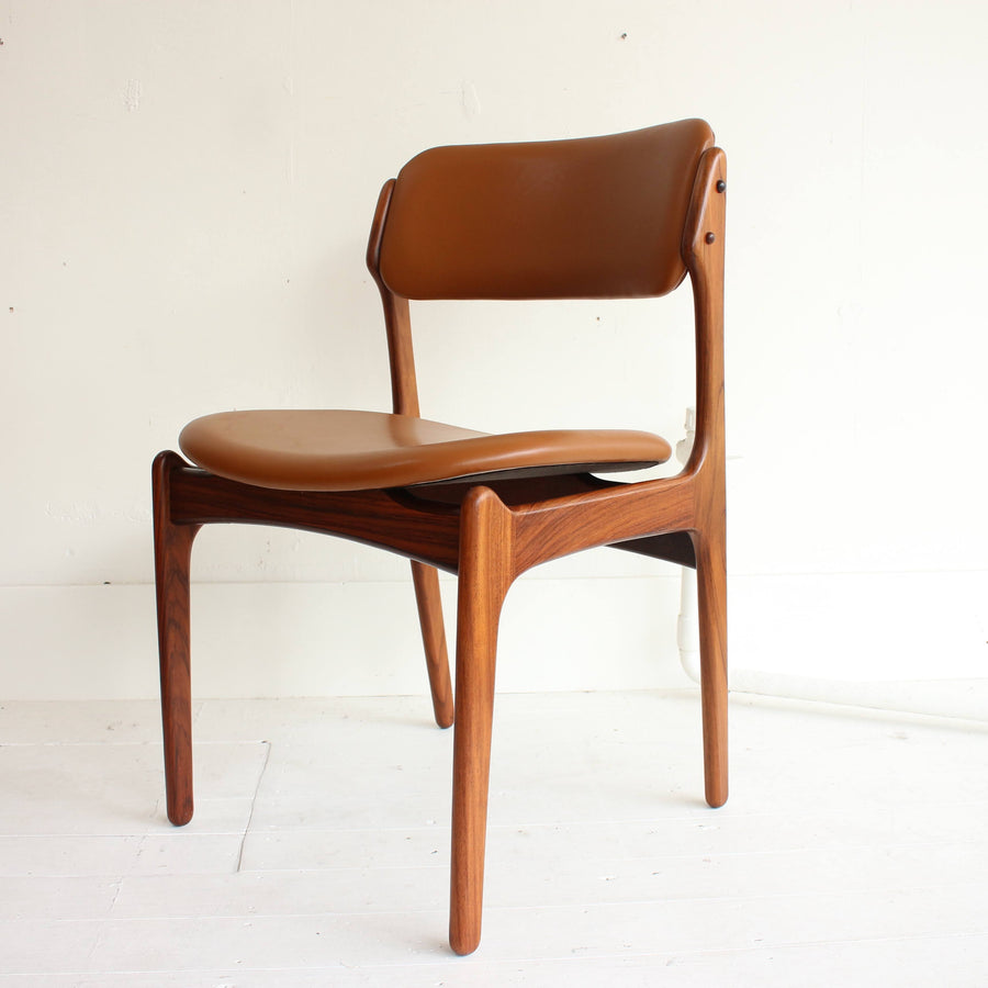 Erik Buch chairs Model 49