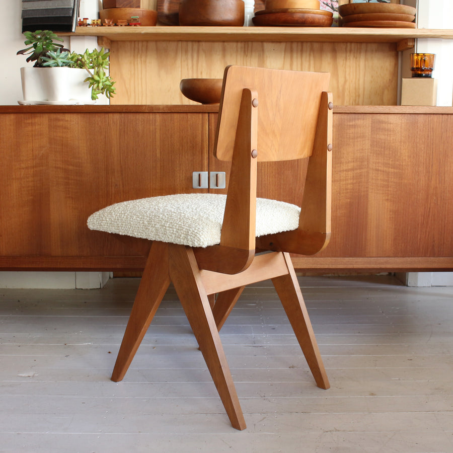 Repose chair by George Korody