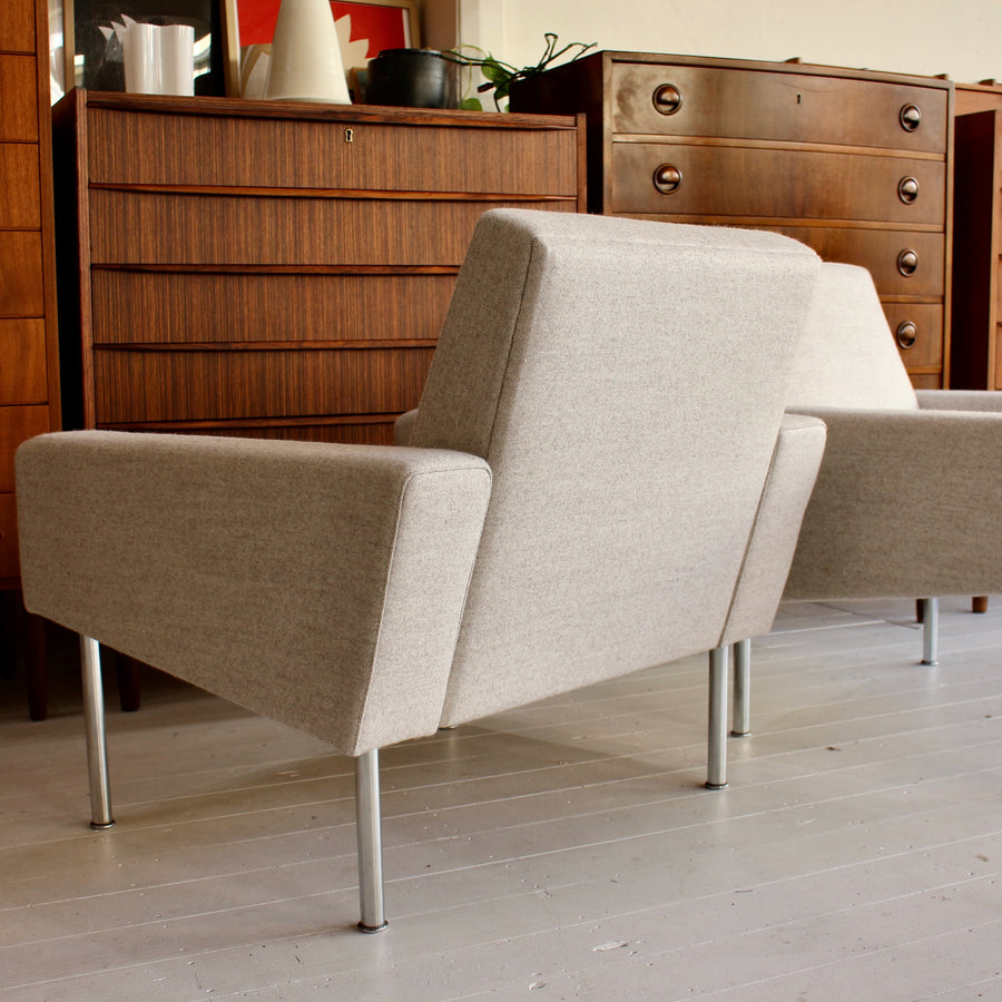 Hans J Wegner armchairs model AP34U