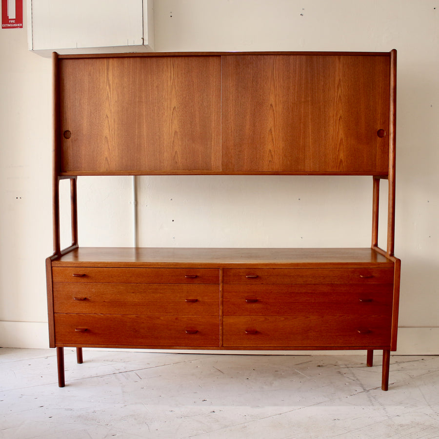 Hans Wegner Danish teak sideboard RY 20