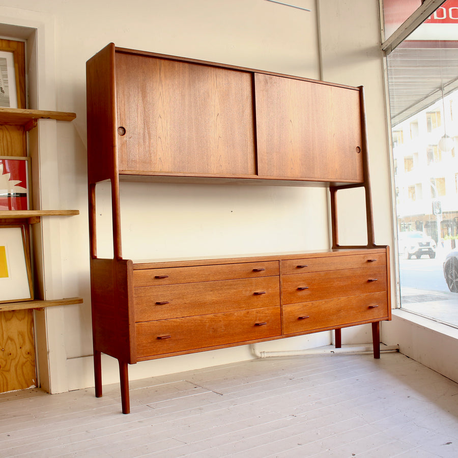 Hans Wegner Danish teak sideboard RY 20