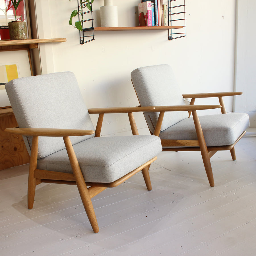 Hans Wegner armchairs 'Cigar' Model GE240