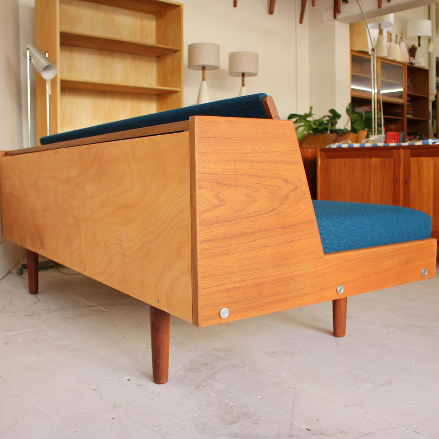 Hans J. Wegner GE6 teak daybed