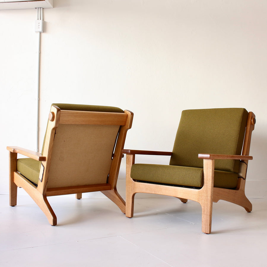 Pair Tessa T5 armchairs