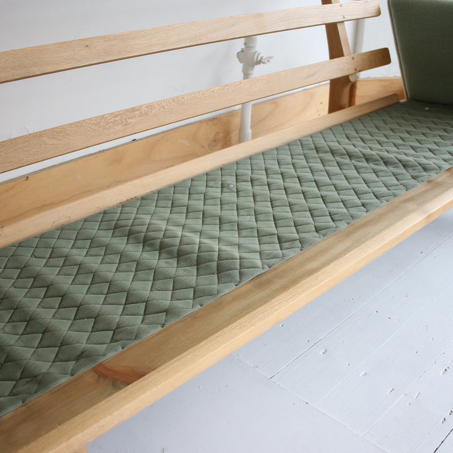 Hans J. Wegner GE236/3 Sofa