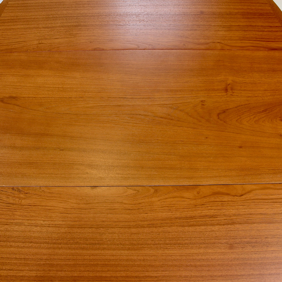 IB Kofod Larsen Dining Table