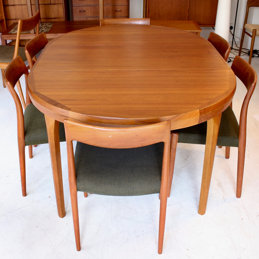 IB Kofod Larsen Dining Table