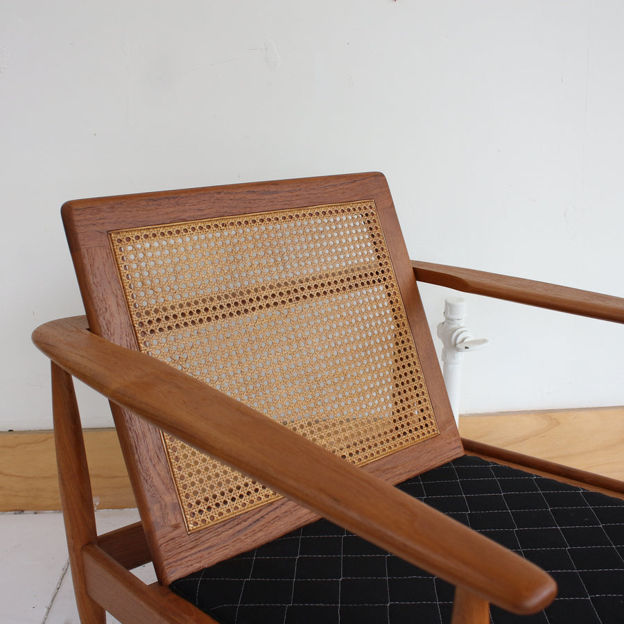 Parker 110 Wrap Around Armchair