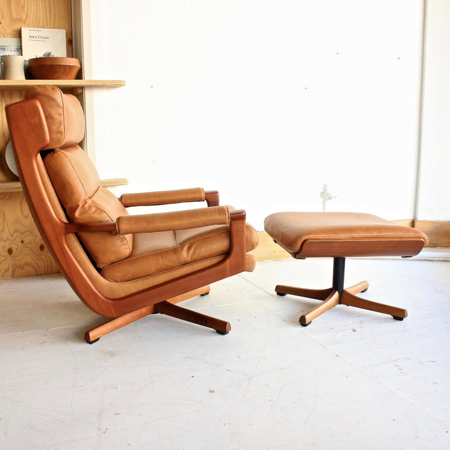 Tessa 'Delmont' Armchair and Ottomon Set
